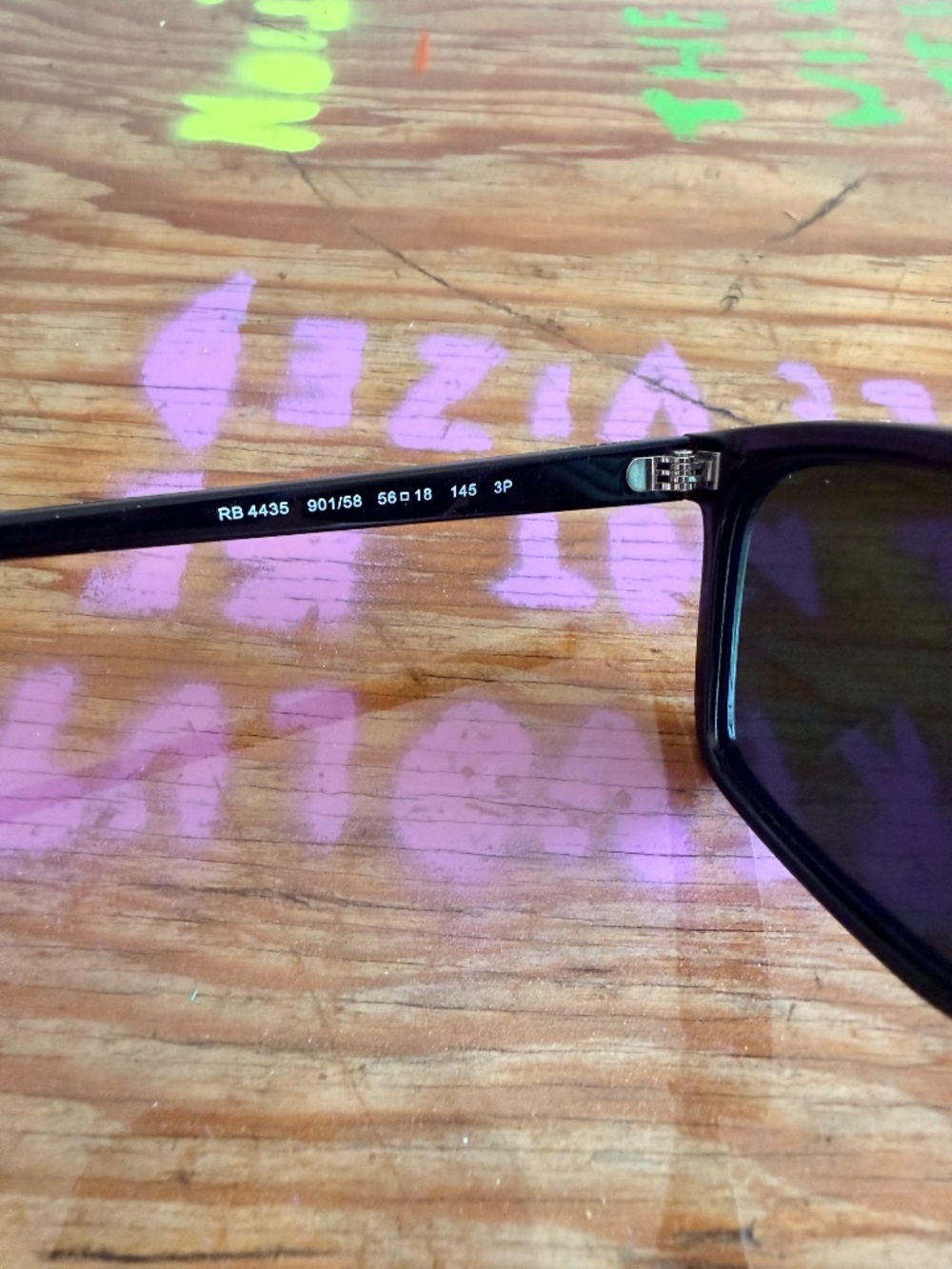 Men’s Ray-Ban 0RB4435 Polarized Sunglasses - Picture 5 of 12